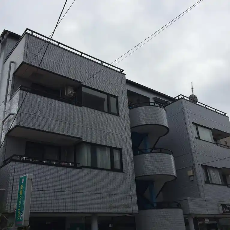 グレースヒルズ